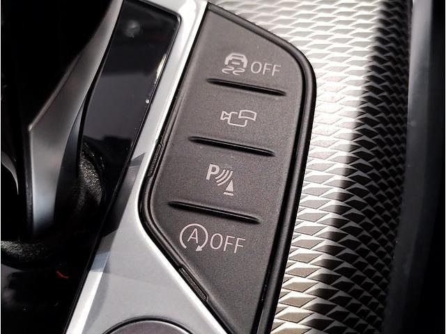 G20 320d xDrive RHD Saloon