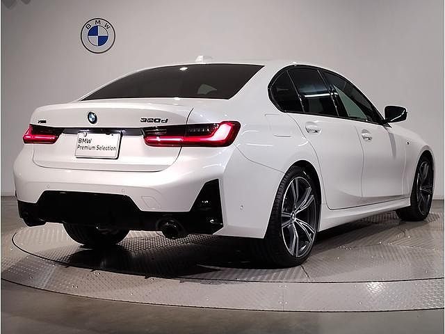 320d xDrive Berline RHD