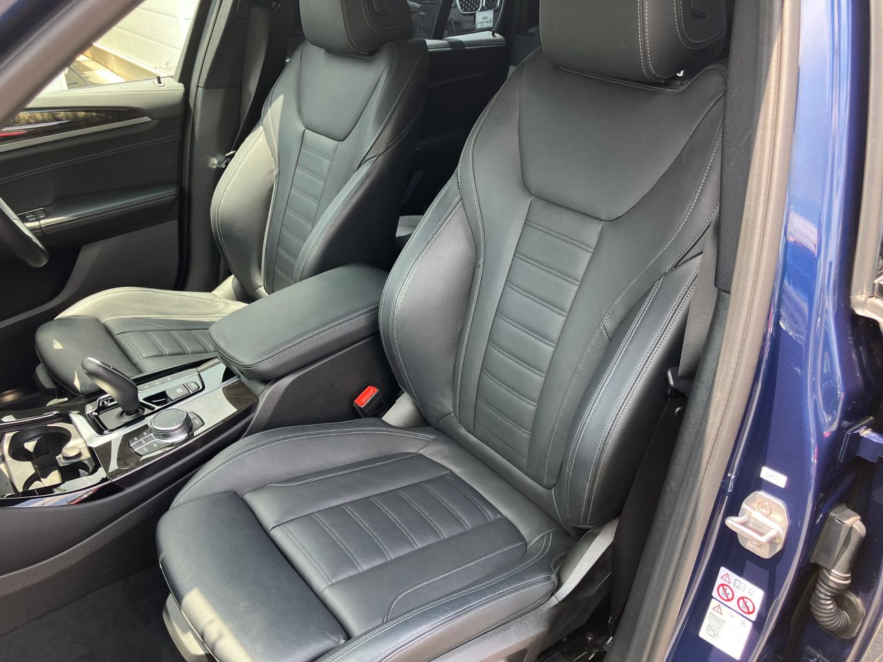 X3 M40d RHD