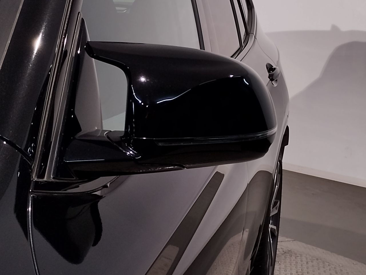 G01 X3 M40i RHD LCI ZA