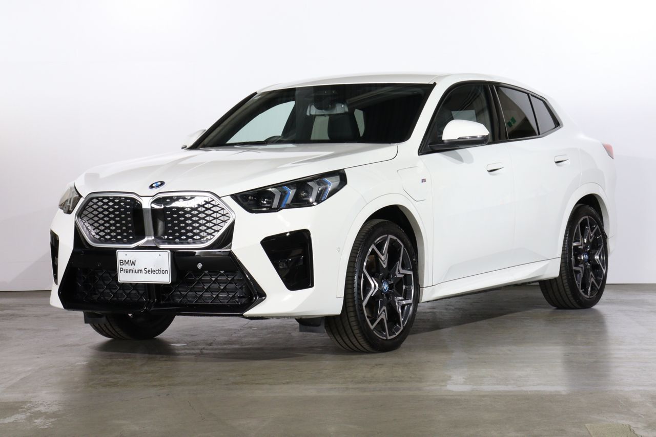 BMW iX2 xDrive30 M Sport