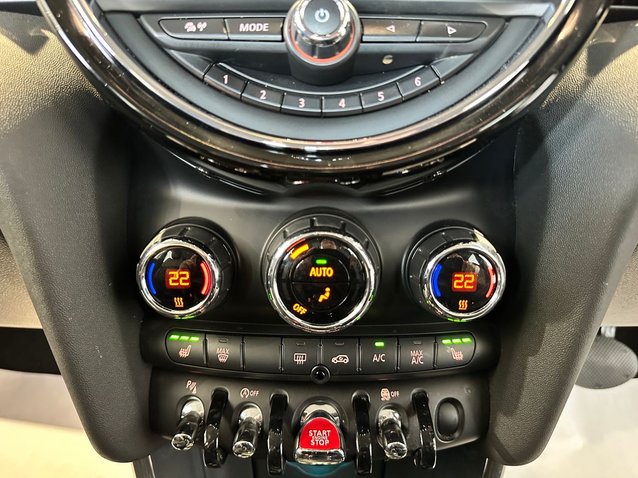 F55 MINI Cooper 5-Door Hatch LCI