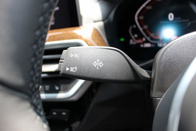 X4 xDrive20d RHD