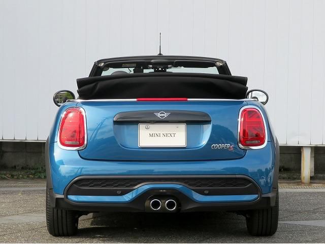 MINI Cooper S Convertible RHD