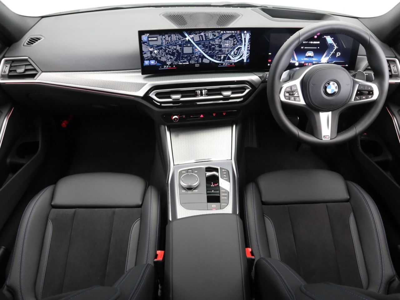 320d xDrive Berline RHD