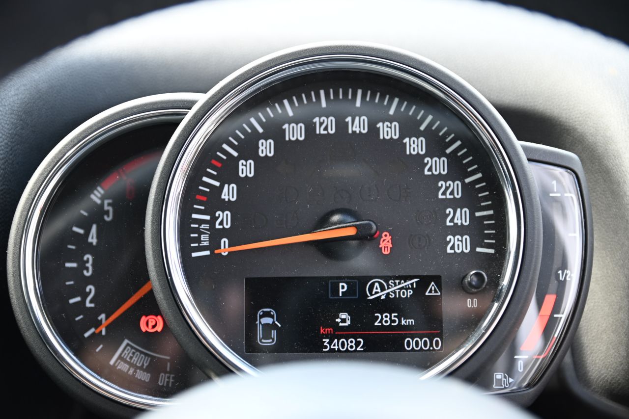 MINI CROSSOVER COOPER D