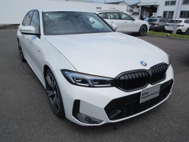 320d xDrive Berline RHD