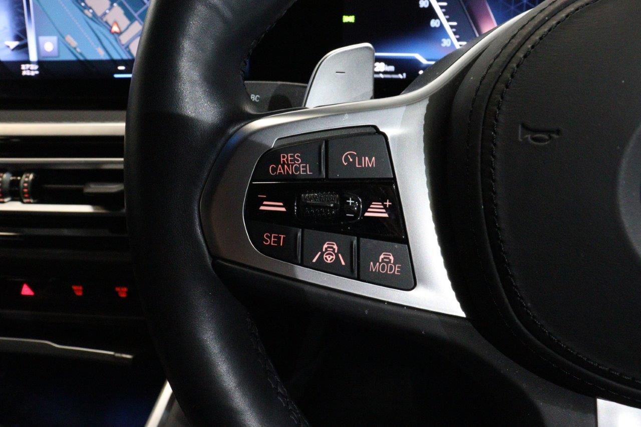 320d xDrive Berline RHD