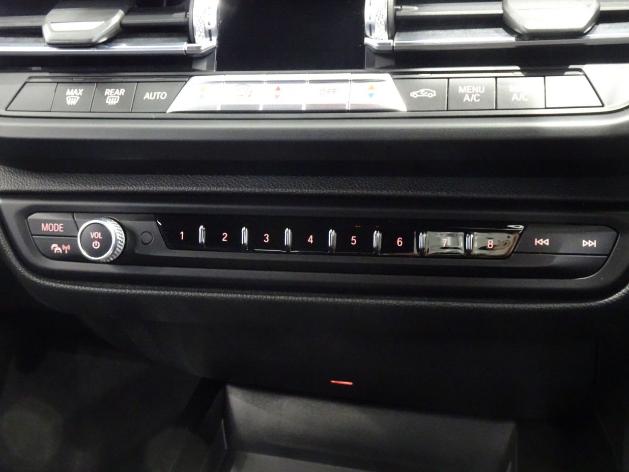 F40 118d Sports Hatch 5-door B47 2.0d