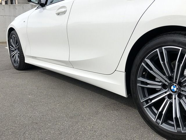 G21 320i RHD