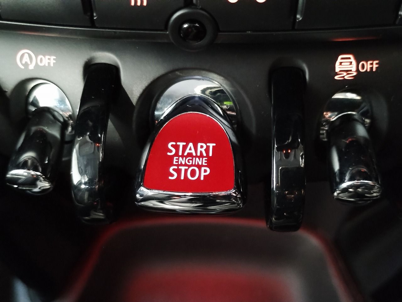 F56 COOPER S D(AT)