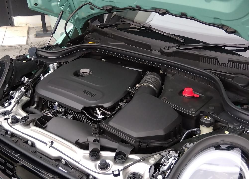 F66 MINI Cooper C 3Dr