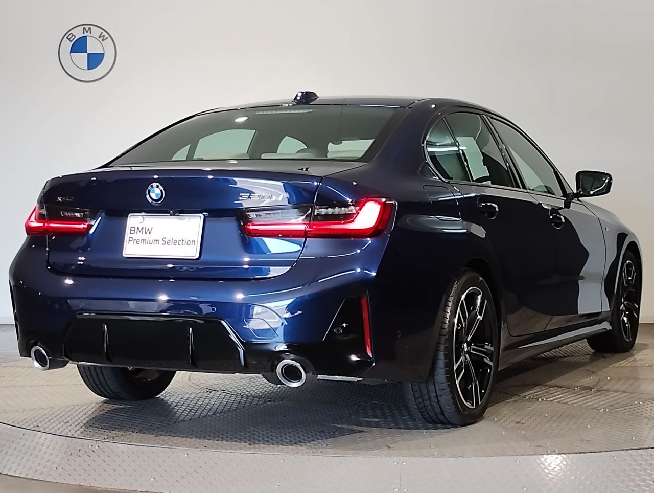 320d xDrive Berline RHD