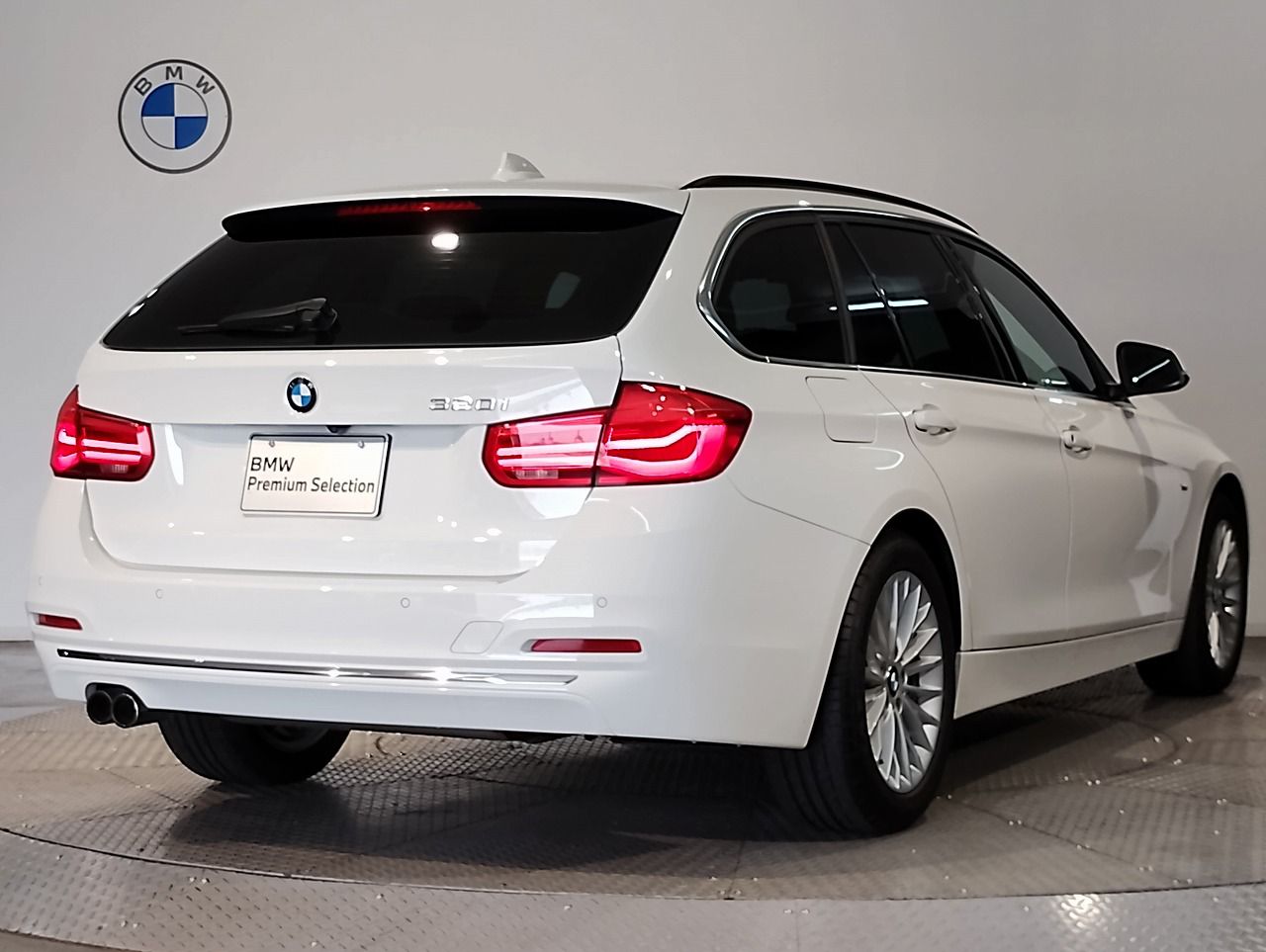 320I TOURING RHD