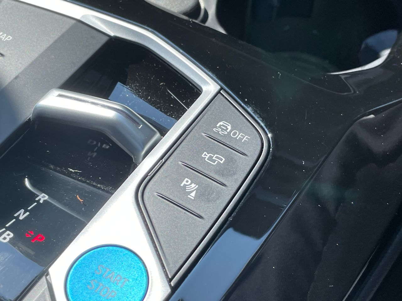 G08 iX3 BEV RHD
