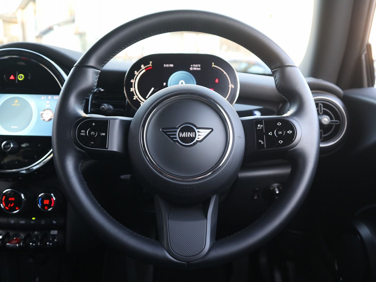 MINI Cooper F56 RHD