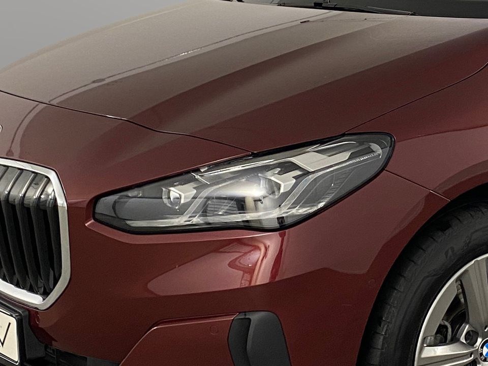 BMW 218