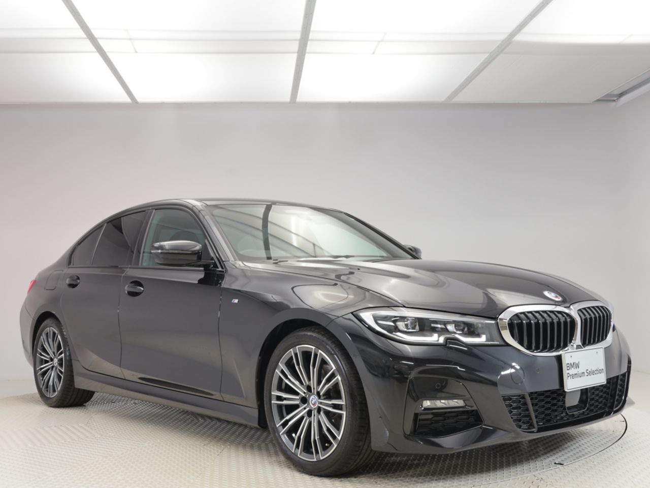G20 320i Saloon RHD MX