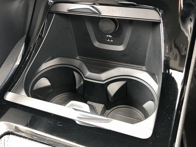 X1 sDrive18i RHD