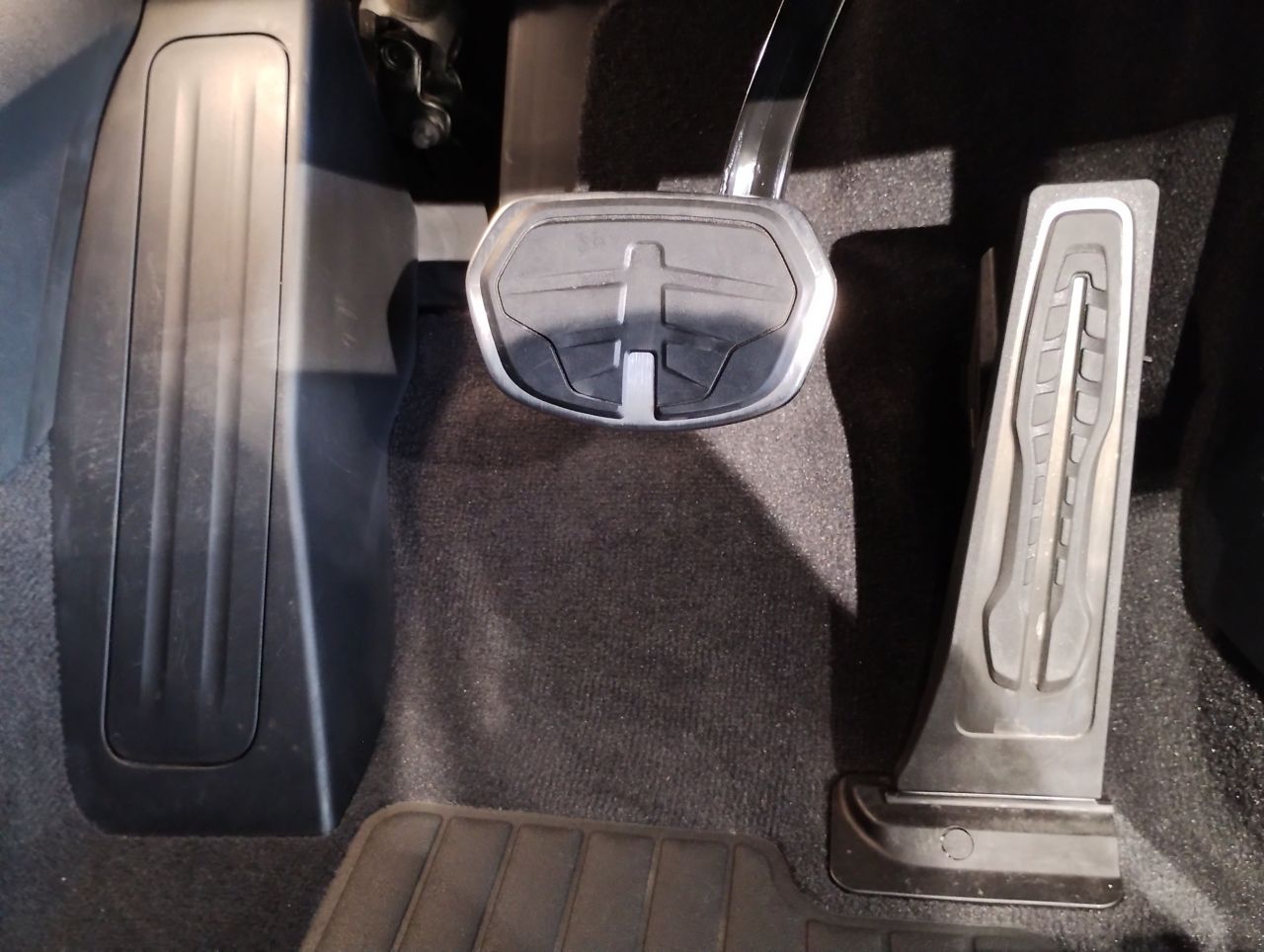 F40 M135i xDrive Sports Hatch 5-door B48 2.0i