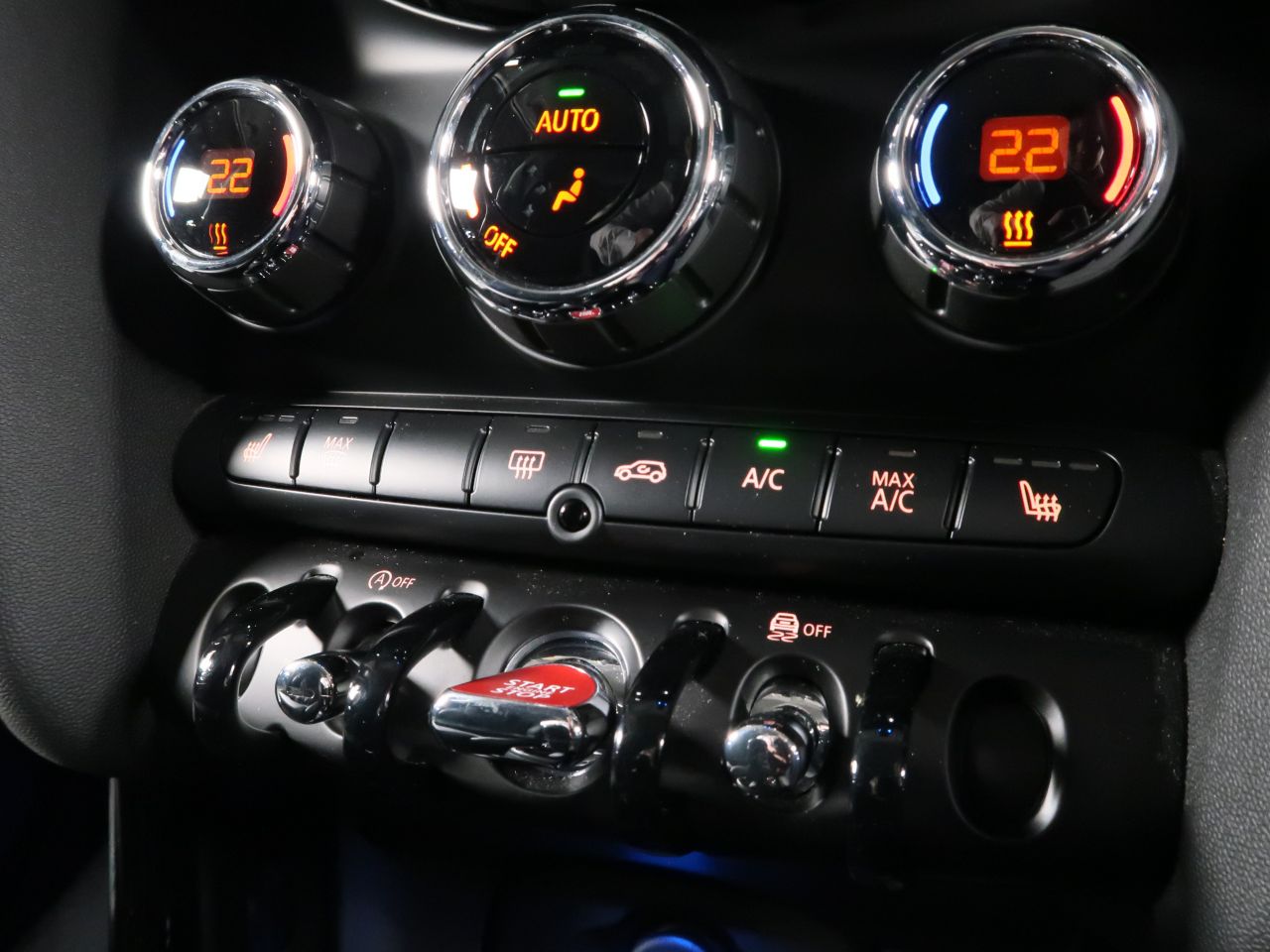 MINI F55 Cooper D 5dr Hatch LCI