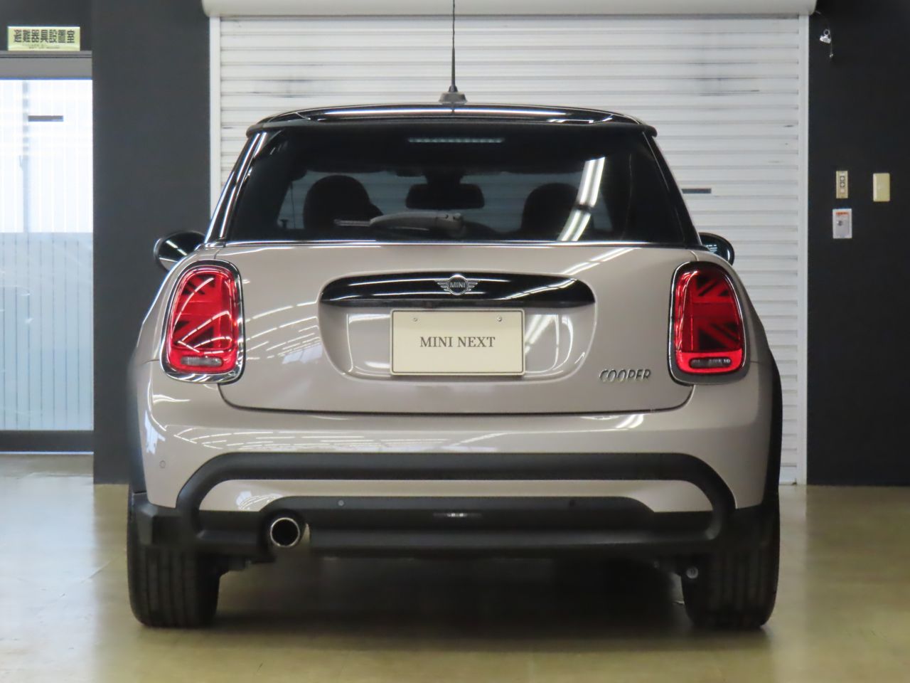 MINI Cooper F56 RHD