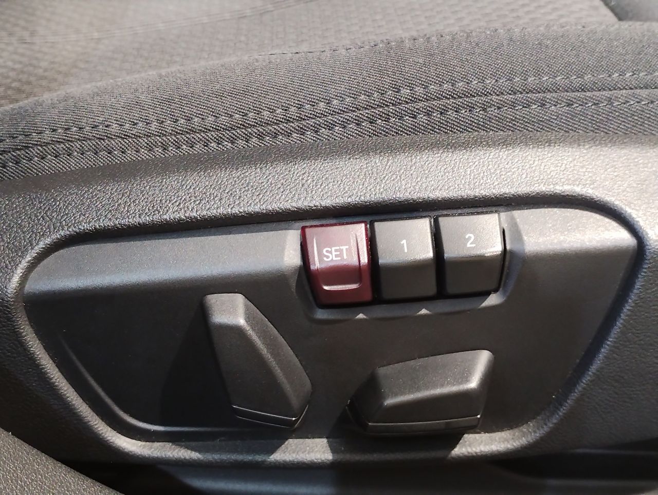 F40 118d Sports Hatch 5-door B47 2.0d