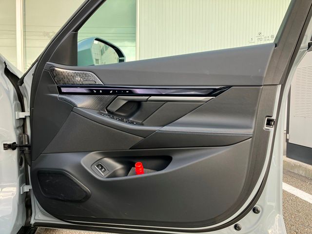 BMW i5 eDrive40 Sedan RHD