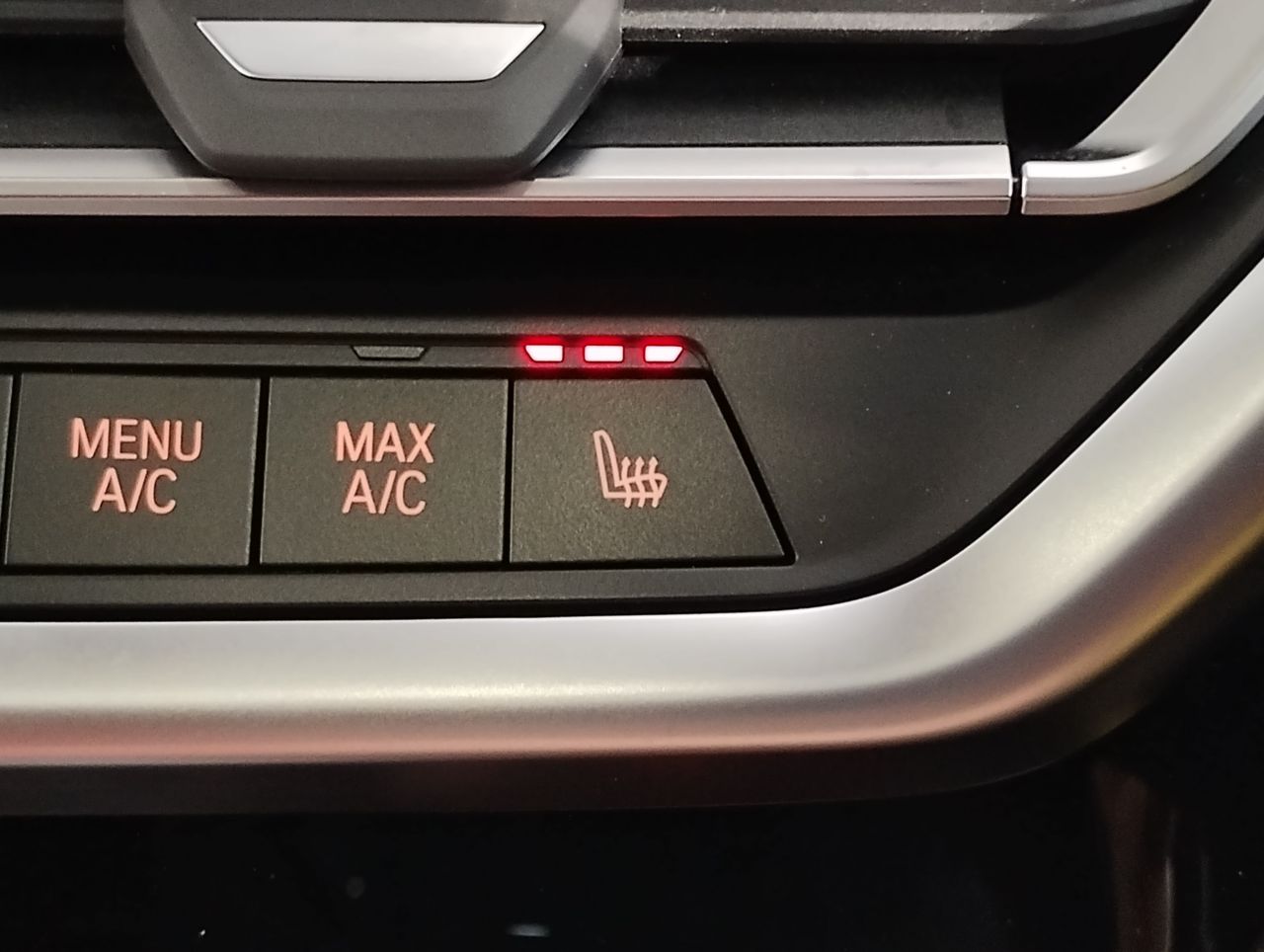 X4 xDrive20d RHD