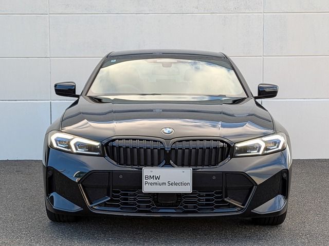 320d xDrive Berline RHD