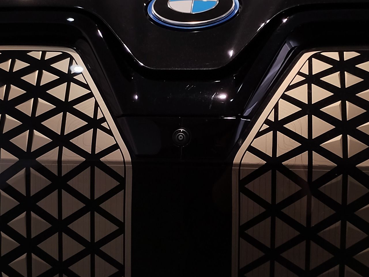 i20 iX xDrive50