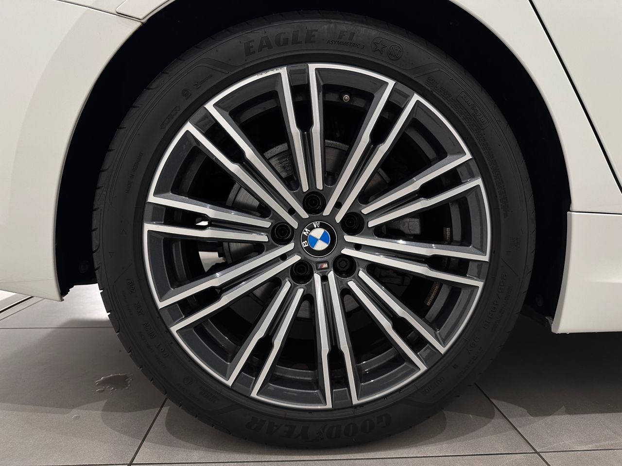G20 320i Saloon RHD TU