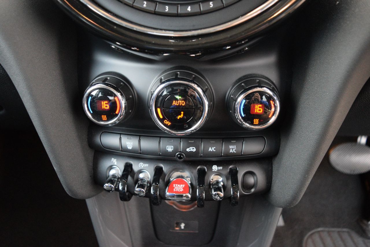 F56 MINI Cooper 3-Door Hatch LCI