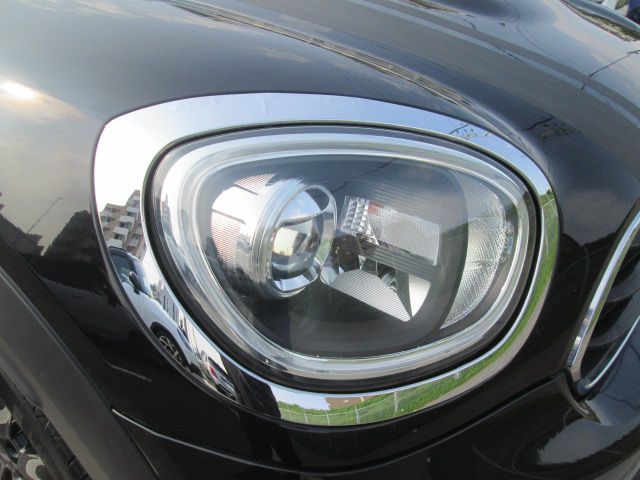 MINI CROSSOVER COOPER D