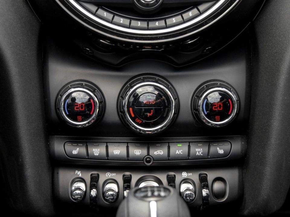 MINI Cooper Cabrio