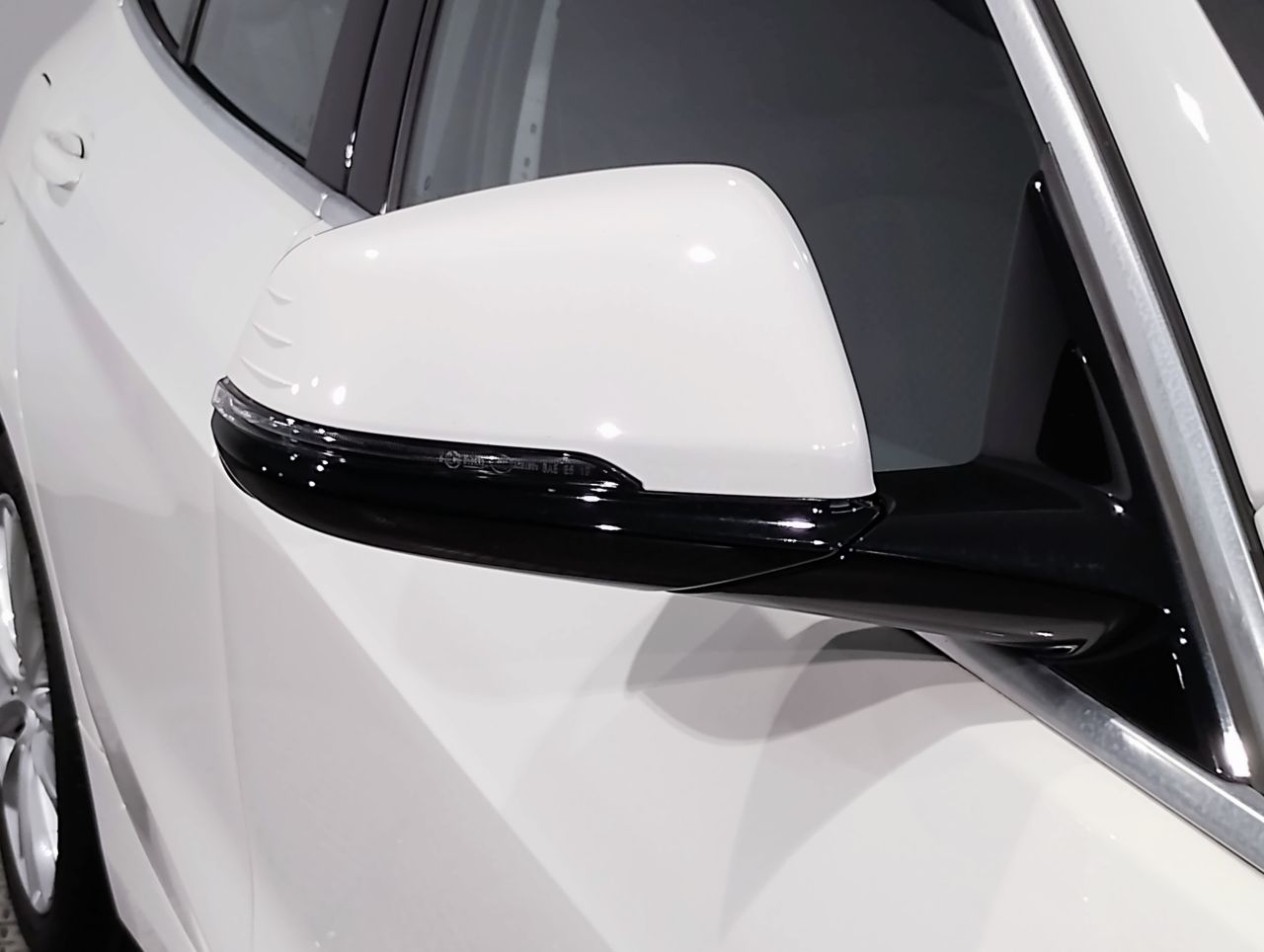 F40 118d Sports Hatch 5-door B47 2.0d