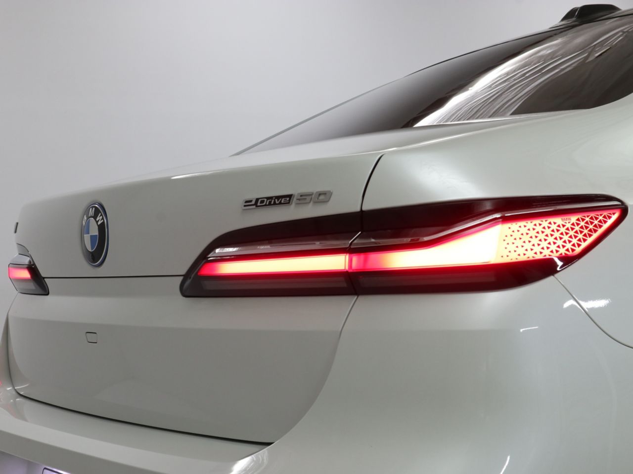 BMW i7 eDrive50 Sedan RHD