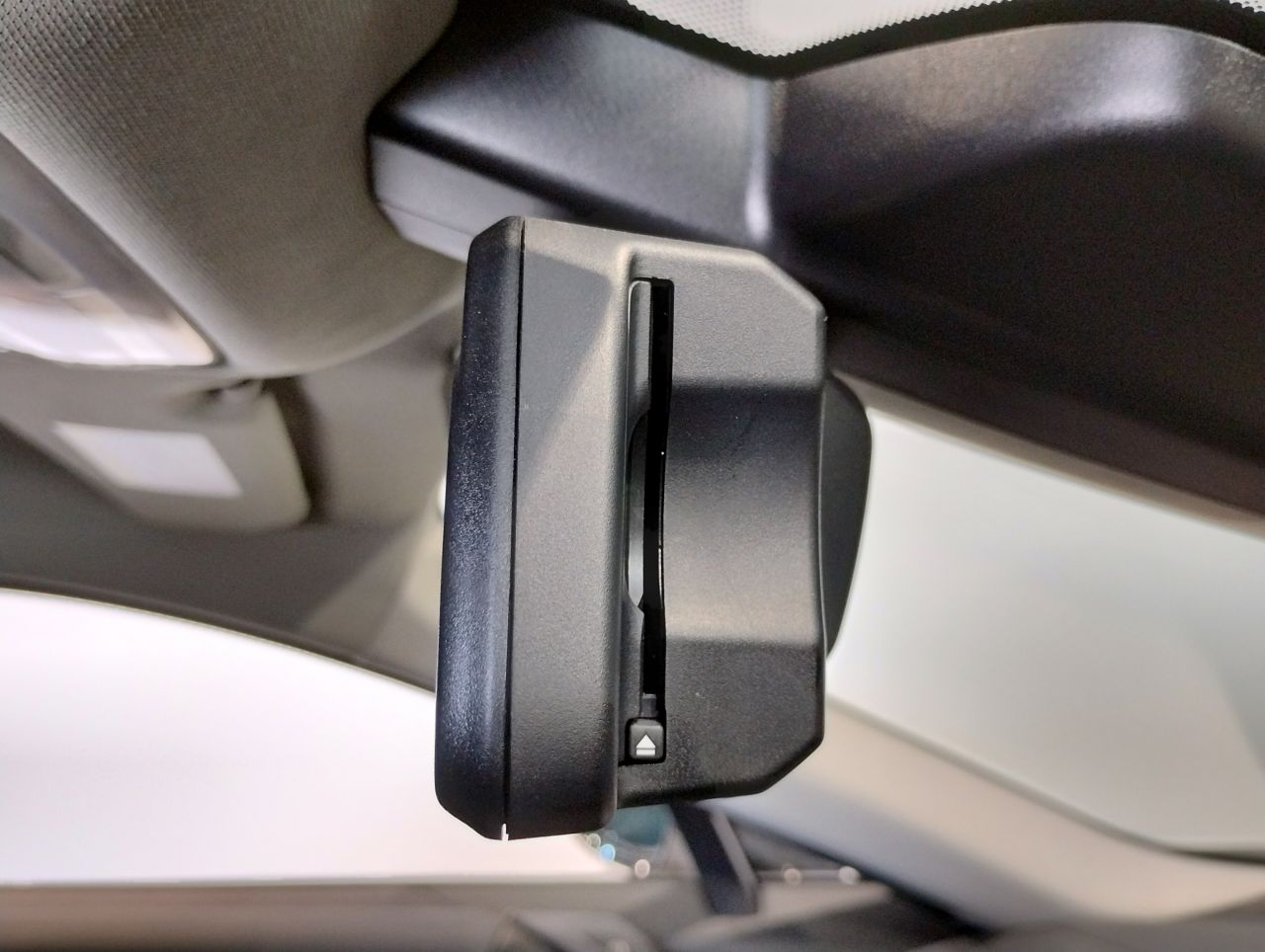 I12 i8 Coupe LCI B38 1.5i