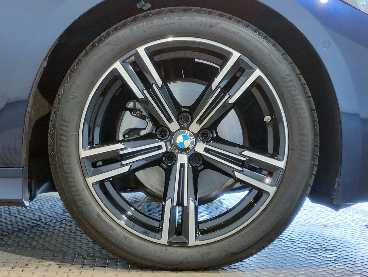 320d xDrive Berline RHD