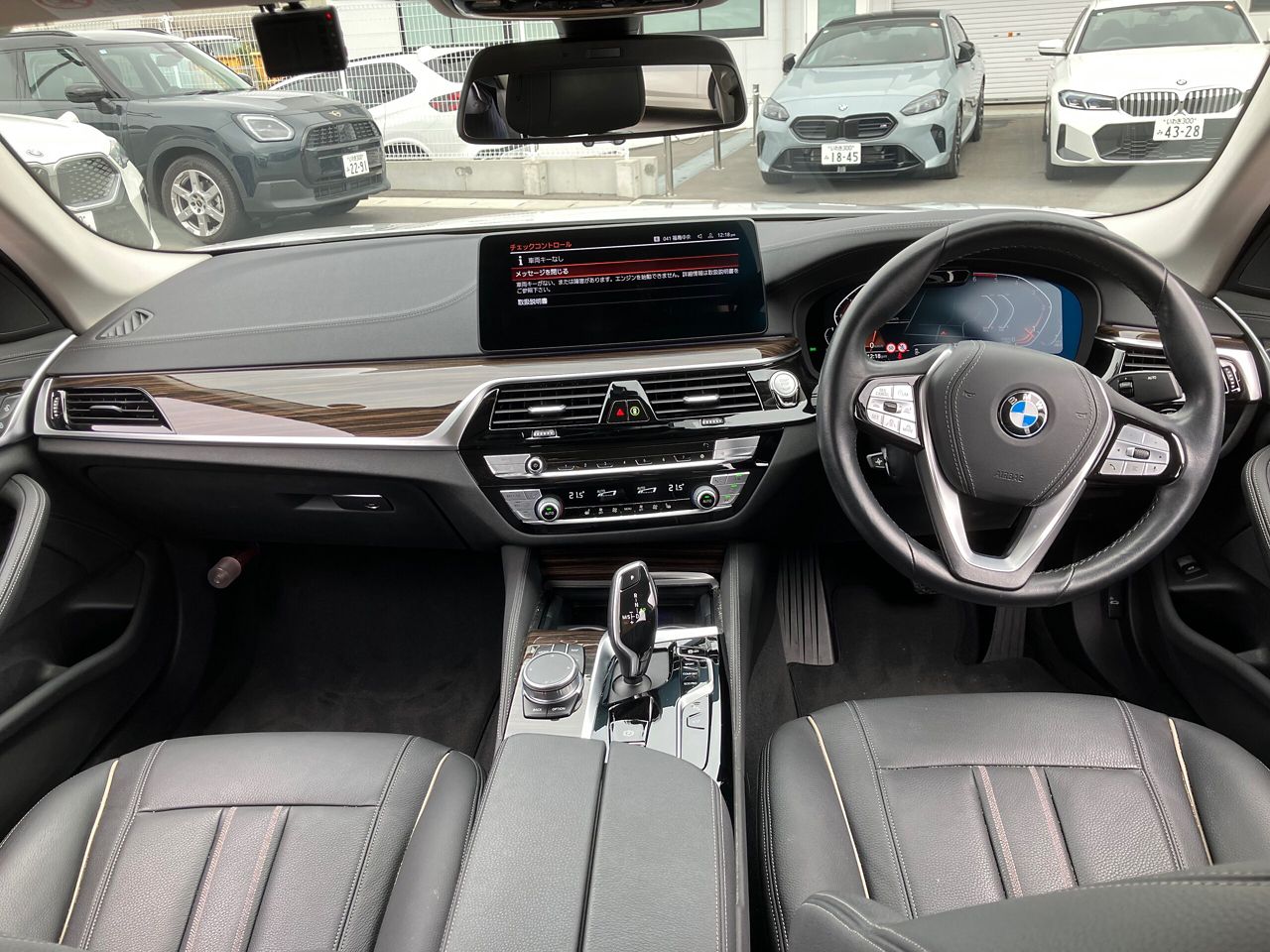 520d xDrive Sedan RHD