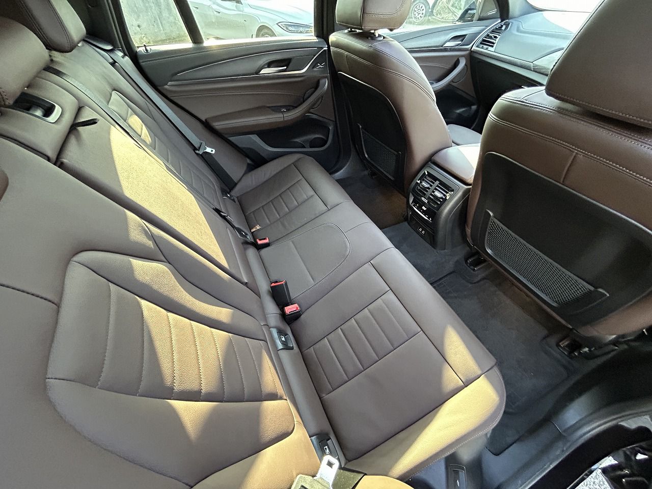 G02 X4 M40i RHD LCI