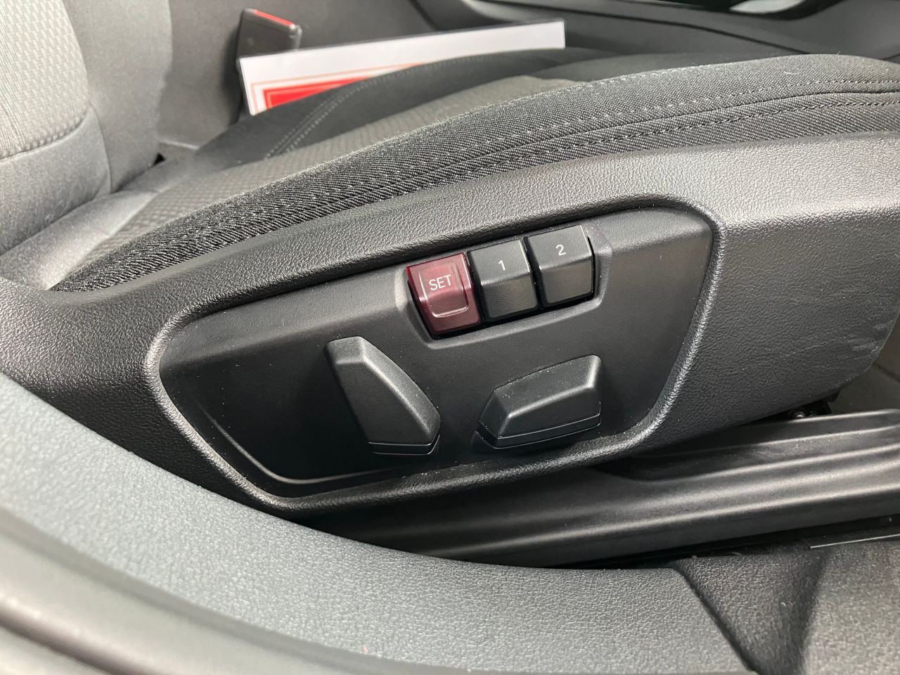 F40 118d Sports Hatch 5-door B47 2.0d