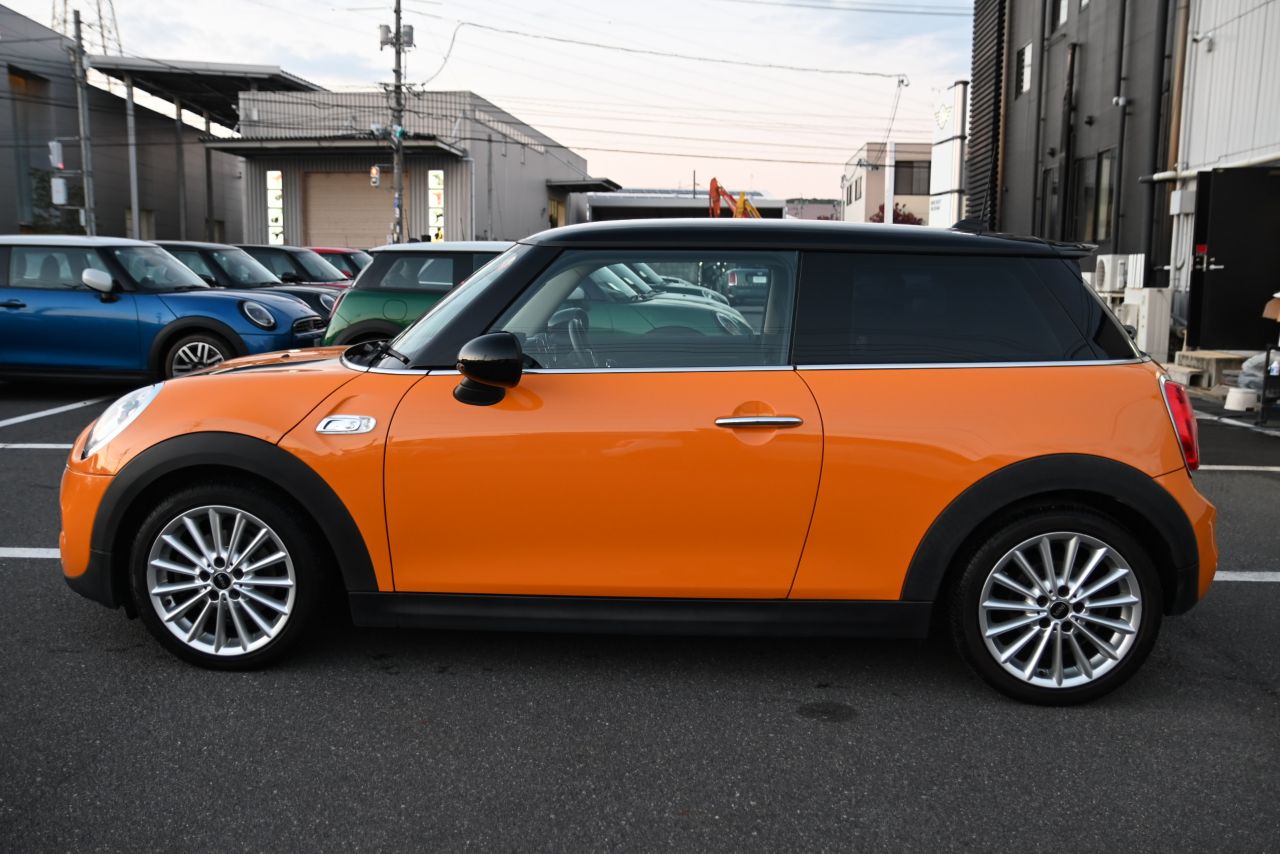 F56 MINI COOPER S