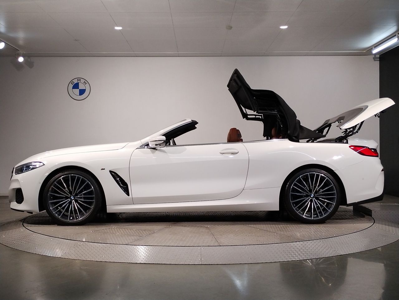 G14 M850i xDrive Convertible N63 4.4i