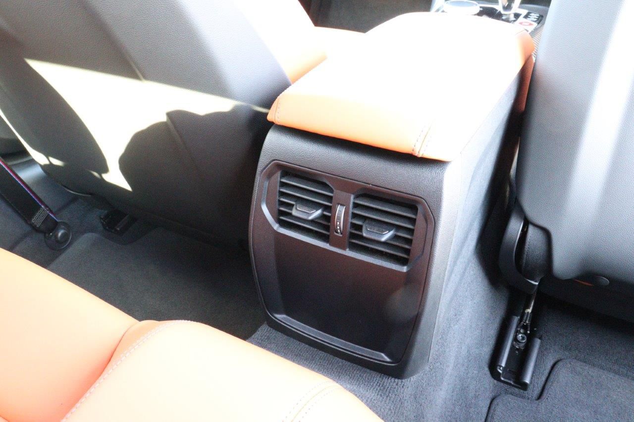 G*** M* C********** M x***** C********** RHD