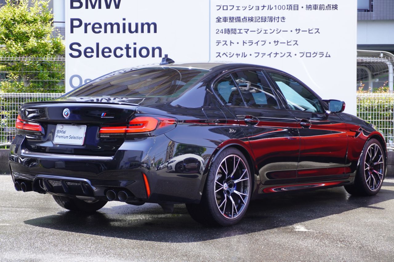 M5 Sedan RHD