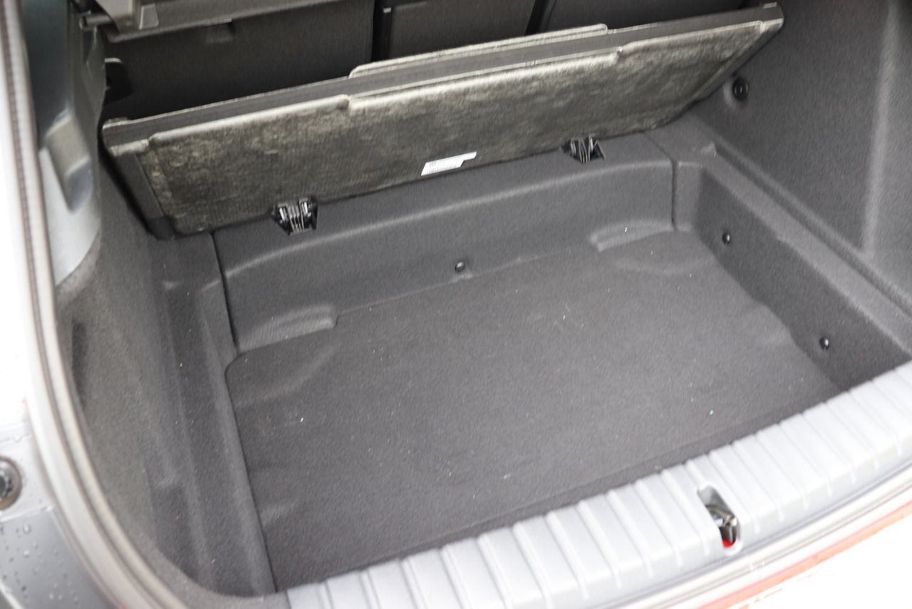 F40 118d Sports Hatch 5-door B47 2.0d