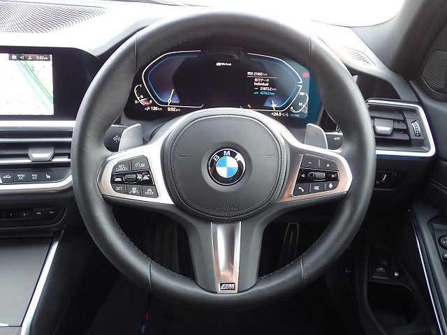 G20 330e Saloon RHD