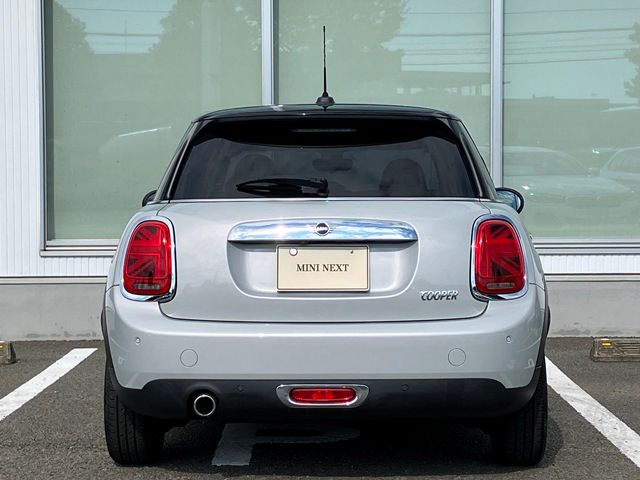 F55 MINI Cooper 5-Door Hatch LCI