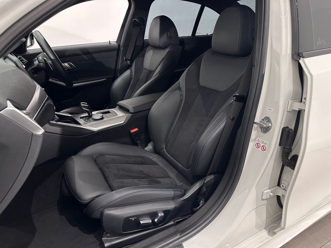 G20 320i Saloon RHD TU